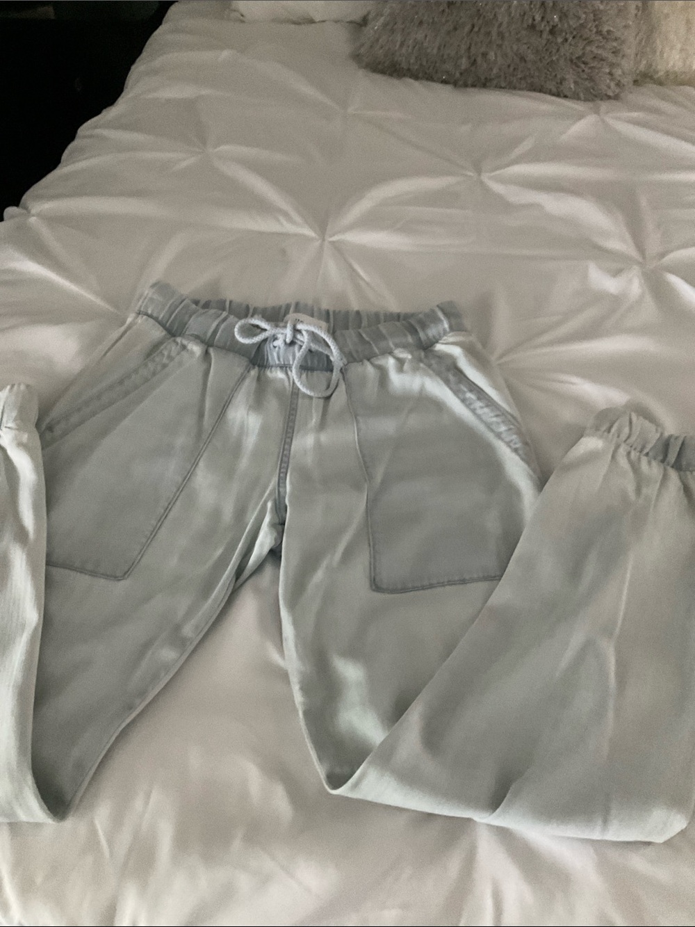 Bella Dahl Pocket Joggers - Picture 6 of 6